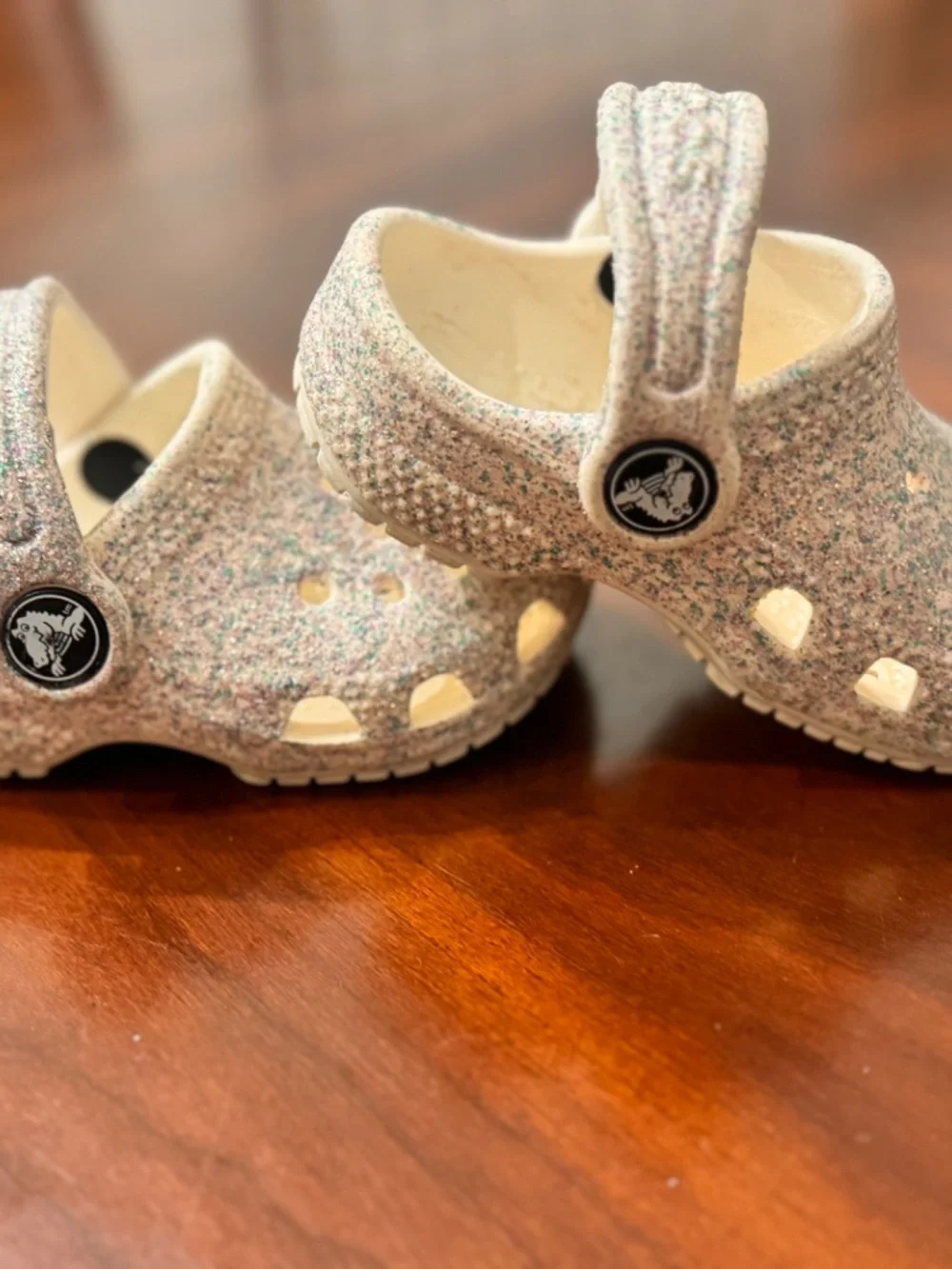 Crocs Toddler Girls Glitter Crocs Size 4 White